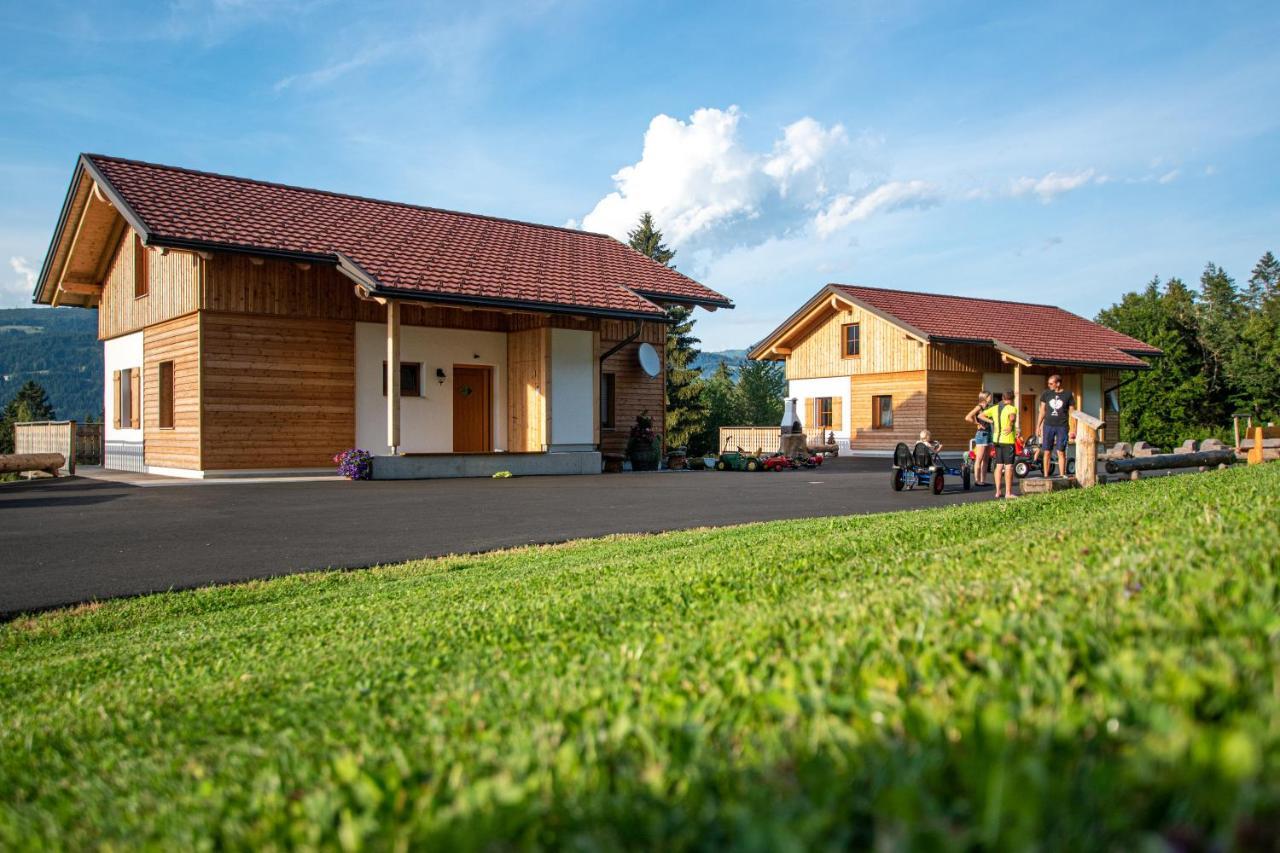 Chalets Und Apartments Hauserhof Nassfeld Schlanitzen Exterior foto